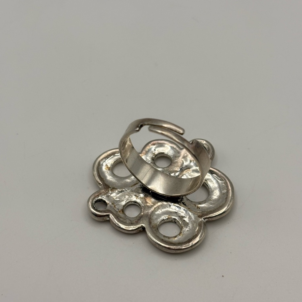Brutalist Abstract Cluster Adjustable Statement Ring - Picture 8 of 11
